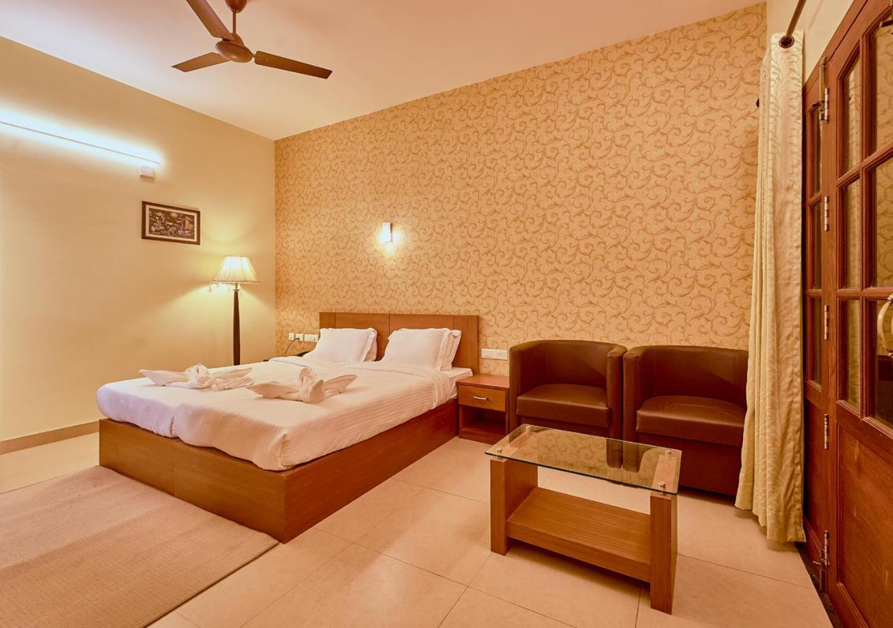 Ushasree Wayanad Heritage Premium Pool Resort By Voye Homes Ambalavayal ภายนอก รูปภาพ