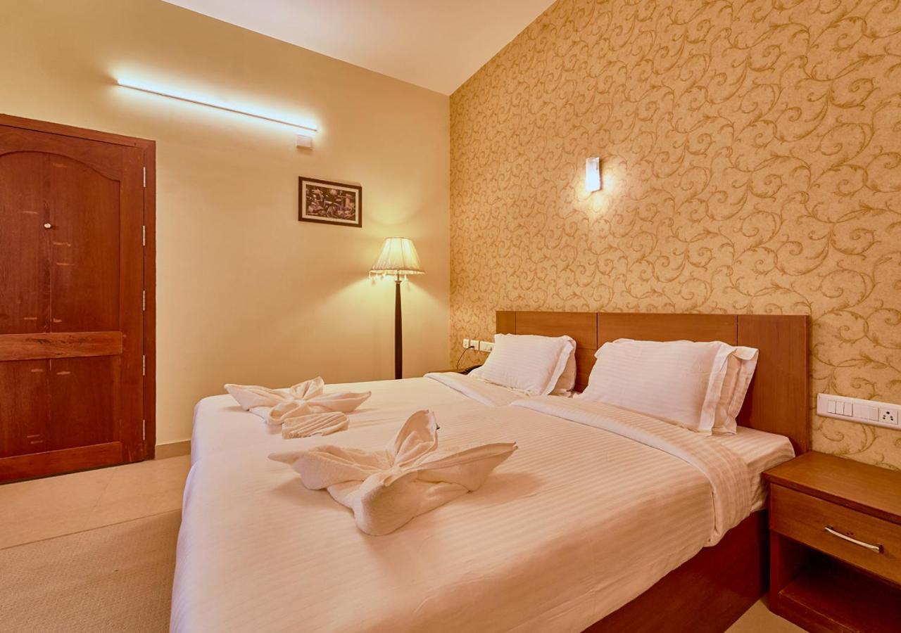 Ushasree Wayanad Heritage Premium Pool Resort By Voye Homes Ambalavayal ภายนอก รูปภาพ
