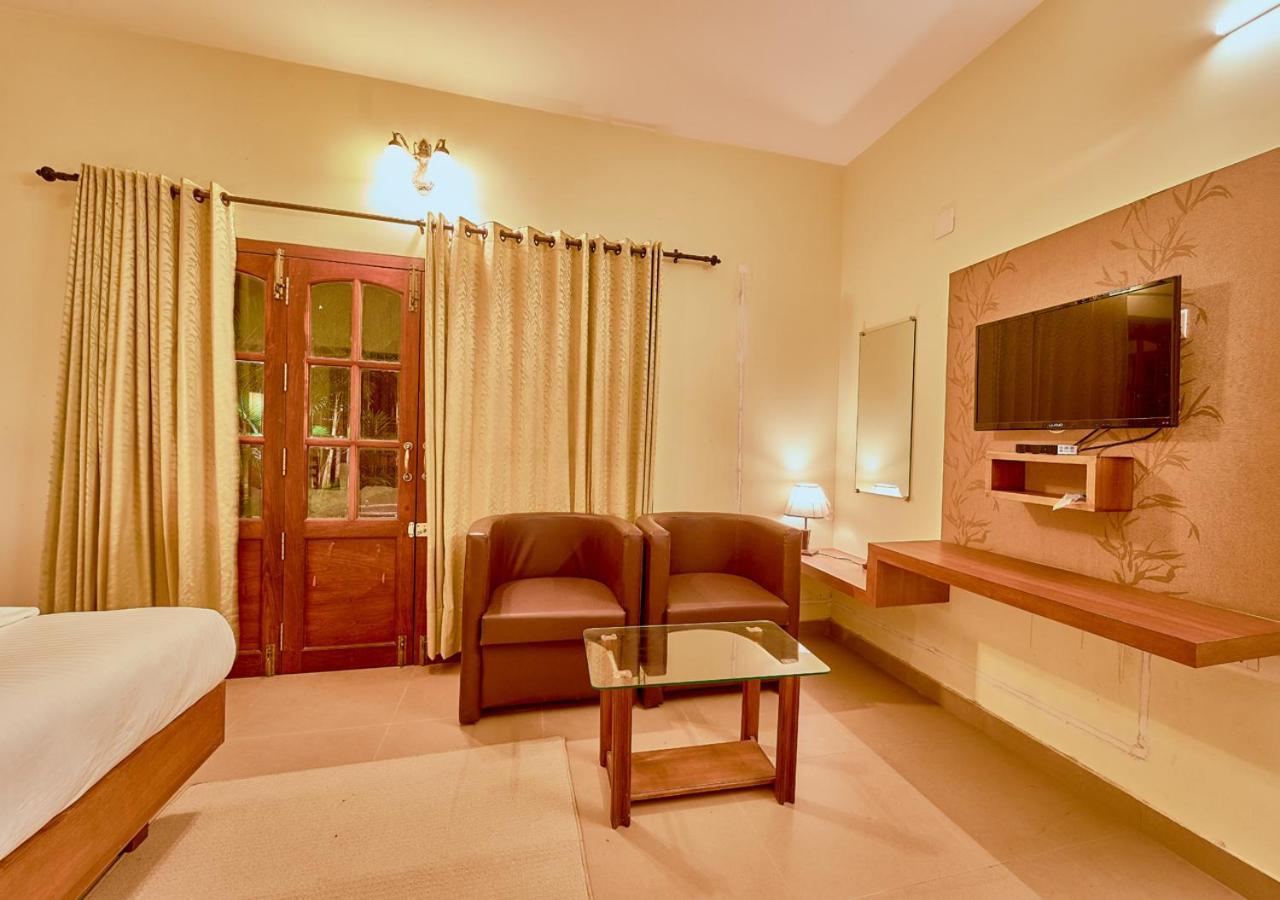 Ushasree Wayanad Heritage Premium Pool Resort By Voye Homes Ambalavayal ภายนอก รูปภาพ