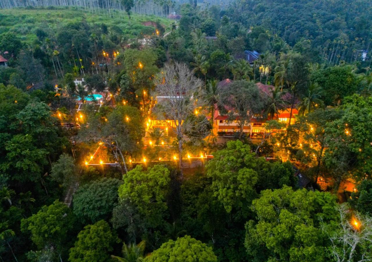 Ushasree Wayanad Heritage Premium Pool Resort By Voye Homes Ambalavayal ภายนอก รูปภาพ