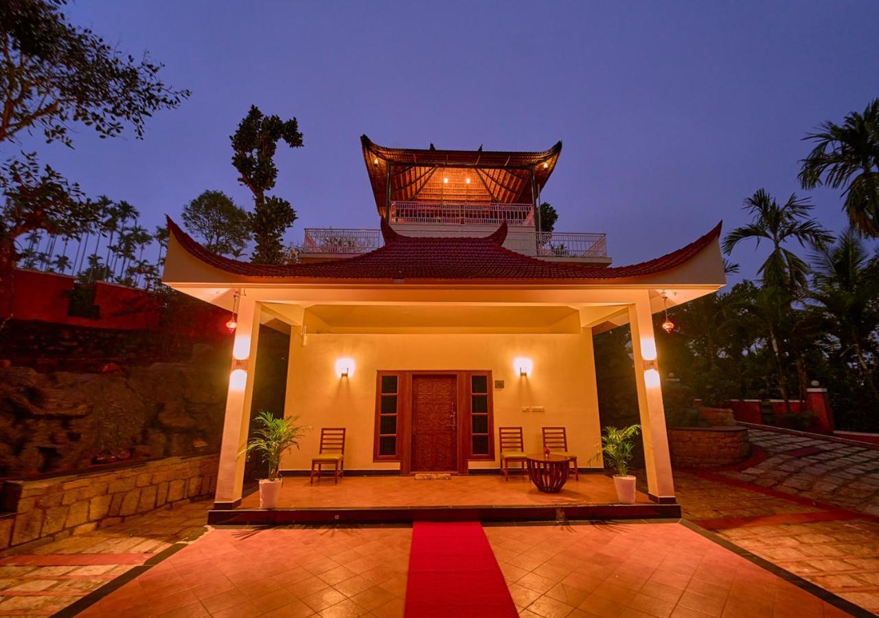 Ushasree Wayanad Heritage Premium Pool Resort By Voye Homes Ambalavayal ภายนอก รูปภาพ