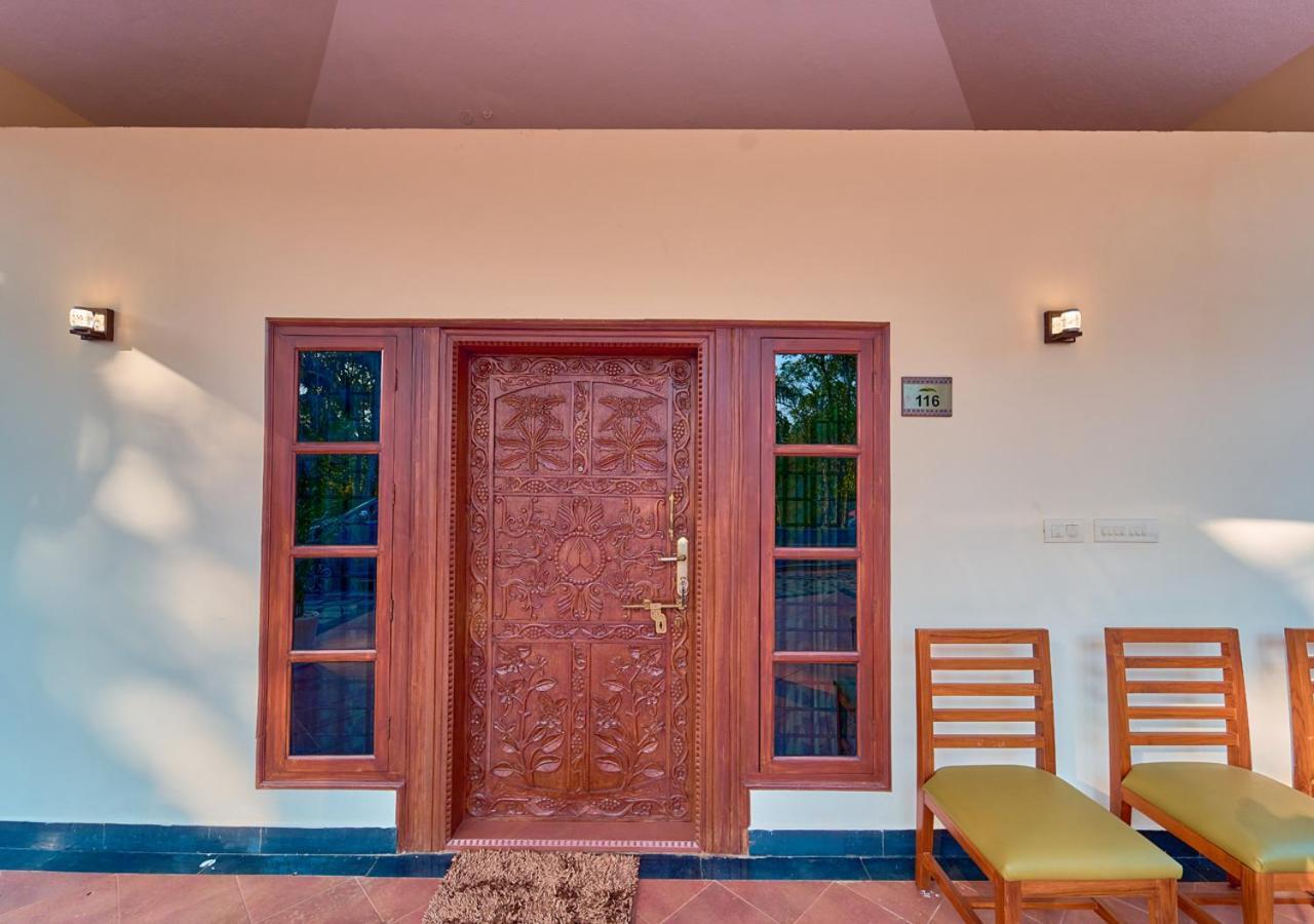 Ushasree Wayanad Heritage Premium Pool Resort By Voye Homes Ambalavayal ภายนอก รูปภาพ